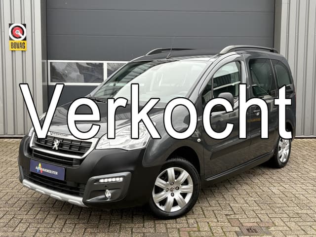 Peugeot Partner Tepee 1.2 PureTech Allure | Navi | Camera | Carplay | Trekhaak | Cruise & Climate Control | Interesse? Bel of App naar: 06 30 51 05 90
