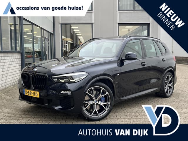 BMW X5 xDrive45e High Executive | Voll.Historie/Leder/Pano.dak/Head-Up/Elektr.Wegklapbare trekhaak/M-Sportpakket/Stoelverw.