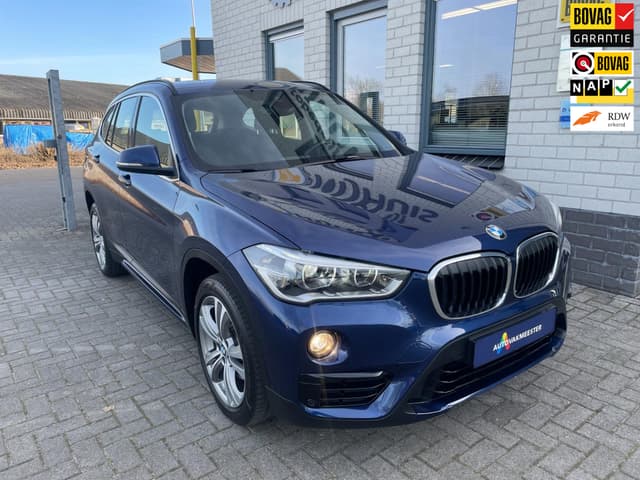BMW X1 SDrive18i / Automaat / Climate Controle / Cruise controle / Camera / Telefoon / Navigatie