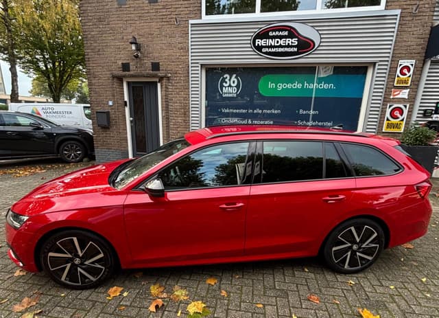 Škoda Octavia Combi 1.0 TSI Sport Business / Apple carplay / Cruise / LED / 18 inch LM