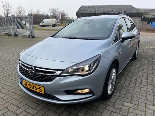 Opel Astra Sports Tourer 1.0 Innovation / Climate Controle / Add. Cruise / Autom. achterklep / Trekhaak / PDC V+A