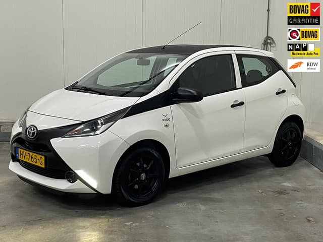 Toyota Aygo 1.0 VVT-i x-now Rijklaar!