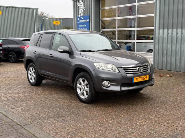 Toyota RAV4 2.0 VVTi Dynamic 2WD