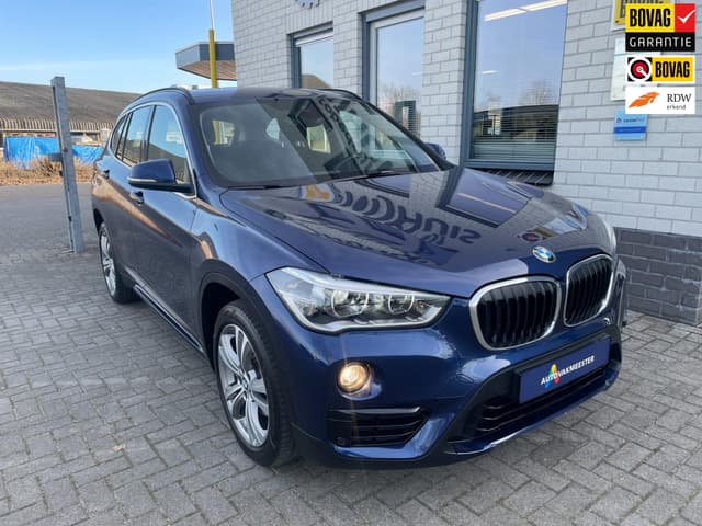 BMW X1 SDrive18i / Automaat / Climate Controle / Cruise controle / Camera / Telefoon / Navigatie