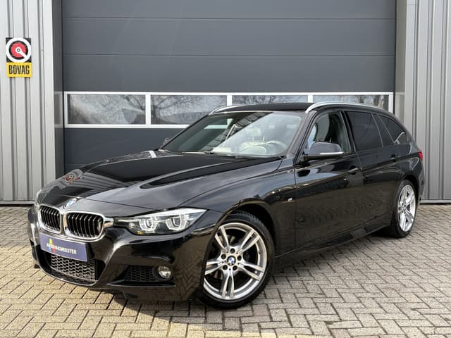 BMW 3 Serie Touring 318i M Sport Corporate Lease Automaat | Navi | Leder | Carplay/Android | All Season | Interesse? Bel of App naar: 06 30 51 05 90
