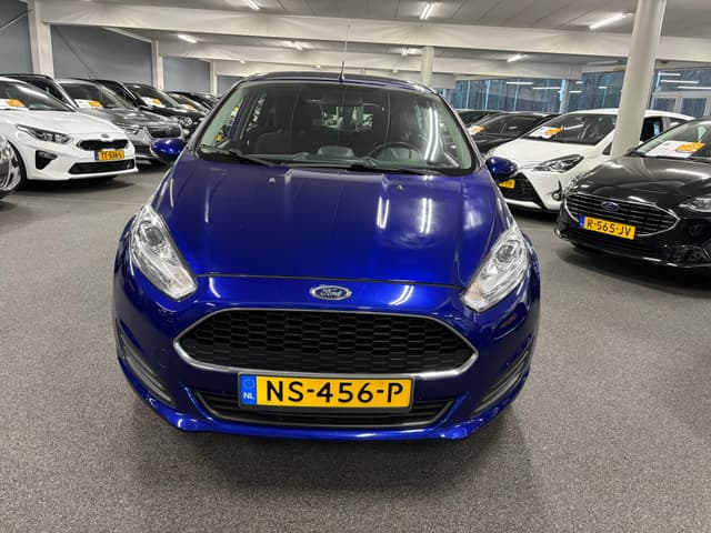 Ford Fiesta 1.0 Style Essential met Navigatie, Airconditioning en Parkeersensoren Achter