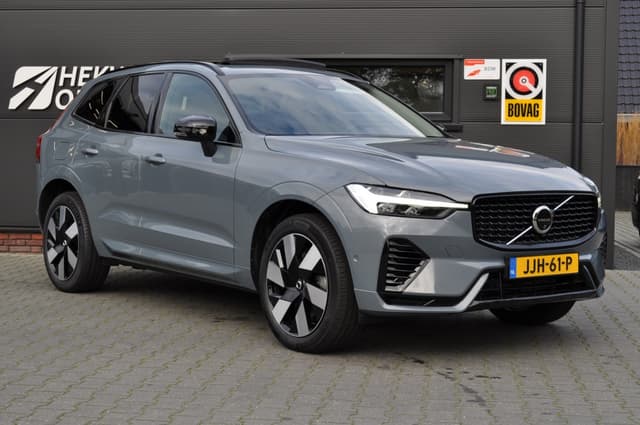 Volvo XC60 2.0 T8 455PK AWD Plus Dark | 360 | Leder | Panodak | Memory