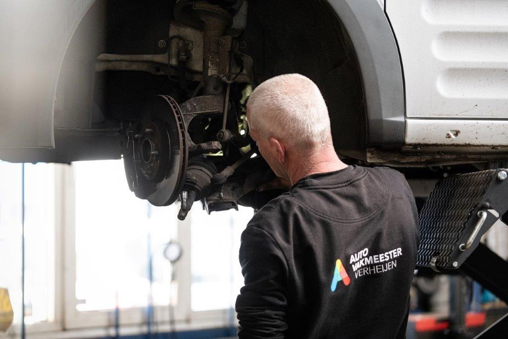 Autovakmeester Verheijen in Born