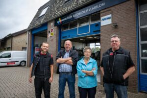 Autovakmeester Vlasblom uit Rhoon