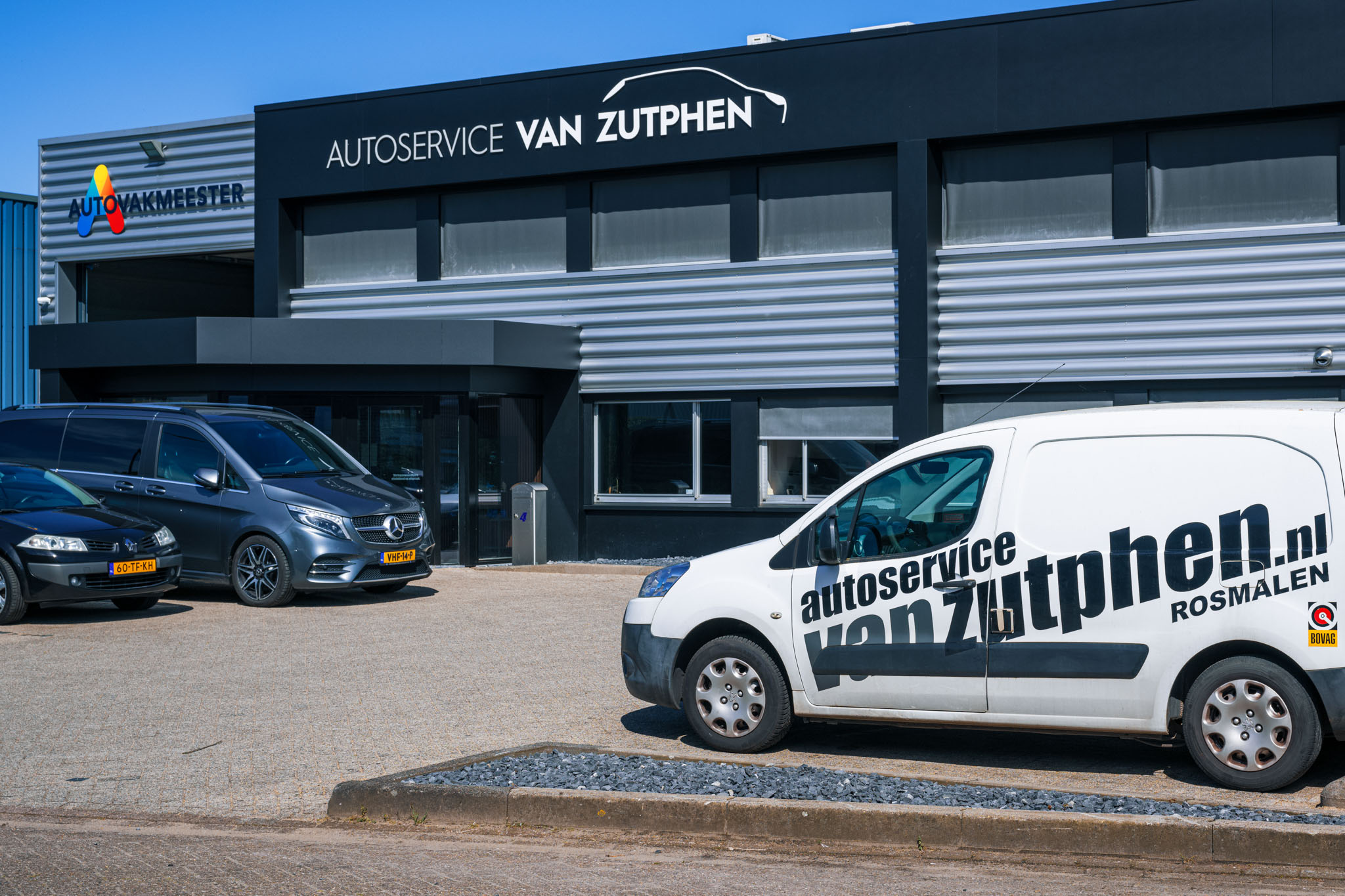 Autovakmeester jan van zutphen voorgevel